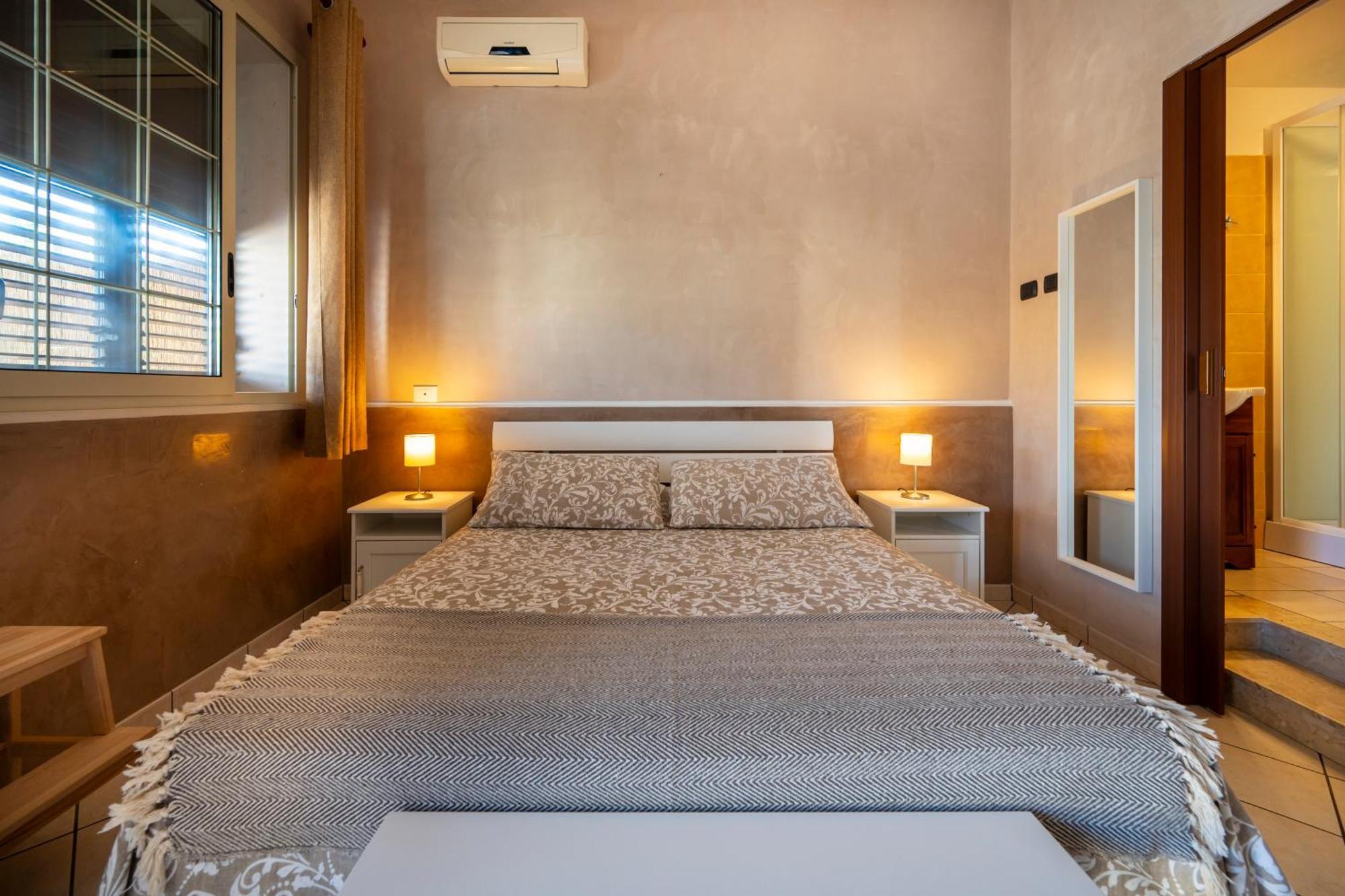 אבולה Villa Dolmen Beach מראה חיצוני תמונה